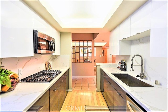 2 Bed Home for Sale in Los Angeles, California