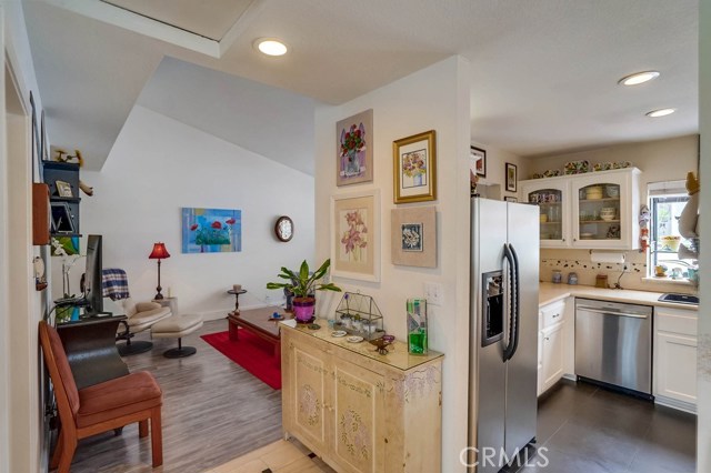 710 Beryl Street, Redondo Beach, California 90277, 3 Bedrooms Bedrooms, ,3 BathroomsBathrooms,Residential,Sold,Beryl,SB20099707