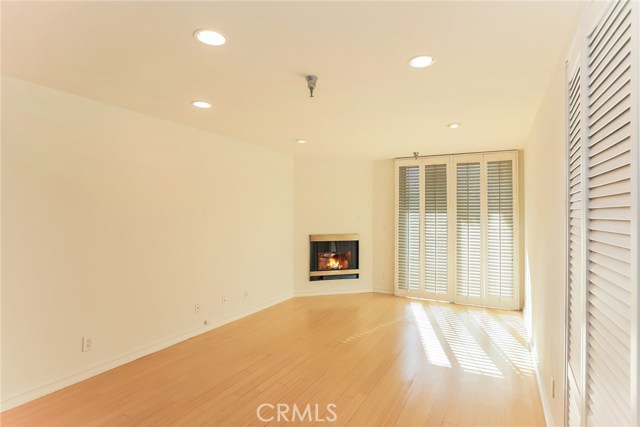 1 Bed Home for Sale in North Hollywood, California
