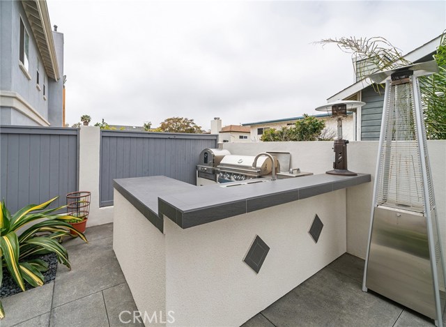 1921 Speyer Lane, Redondo Beach, California 90278, 4 Bedrooms Bedrooms, ,3 BathroomsBathrooms,Residential,Sold,Speyer,PV19099072