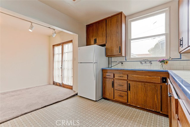 2404 Thomas Avenue, Redondo Beach, California 90278, 3 Bedrooms Bedrooms, ,1 BathroomBathrooms,Residential,Sold,Thomas,SB17071110