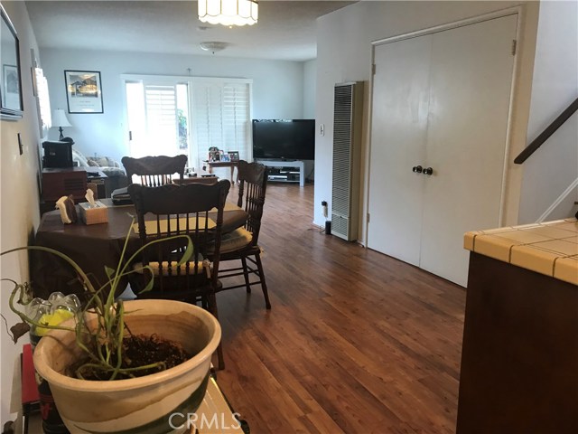 711 Maria Avenue, Redondo Beach, California 90277, 3 Bedrooms Bedrooms, ,3 BathroomsBathrooms,Residential,Sold,Maria,SB20257032