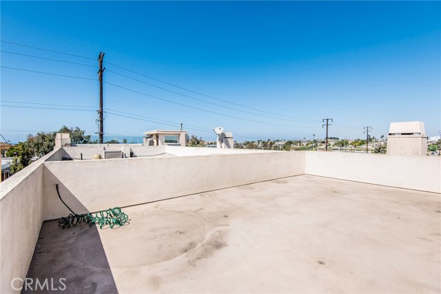 222 Prospect Avenue, Redondo Beach, California 90277, 3 Bedrooms Bedrooms, ,3 BathroomsBathrooms,Residential,Sold,Prospect,SB18229274