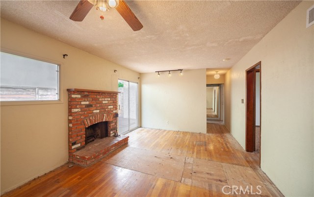 1148 Elm Avenue, Manhattan Beach, California 90266, 3 Bedrooms Bedrooms, ,2 BathroomsBathrooms,Residential,Sold,Elm,SB19140128