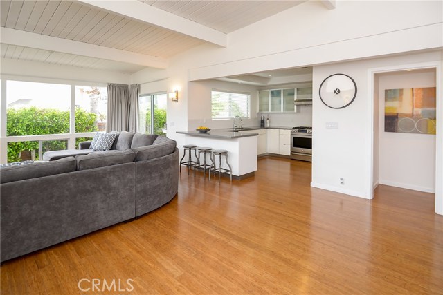 3005 Manhattan Avenue, Hermosa Beach, California 90254, 3 Bedrooms Bedrooms, ,3 BathroomsBathrooms,Residential,Sold,Manhattan,SB18091717