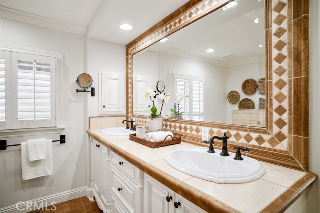 Master Bathroom complete with Double Sinks