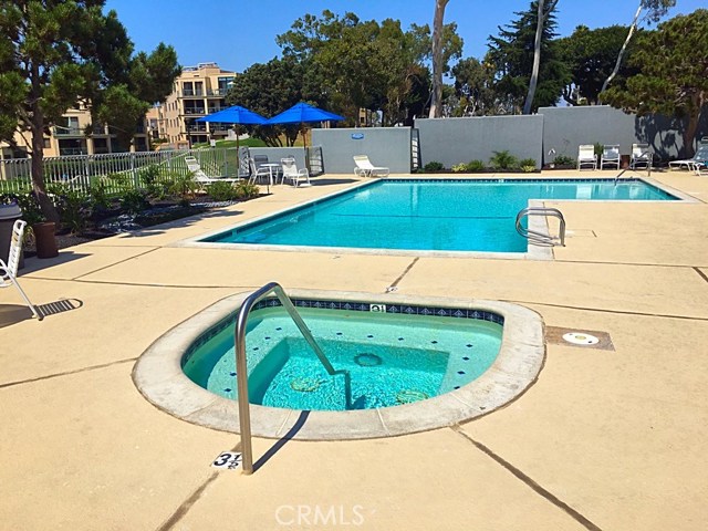 250 The Village, Redondo Beach, California 90277, ,1 BathroomBathrooms,Residential,Sold,The Village,PW17208890