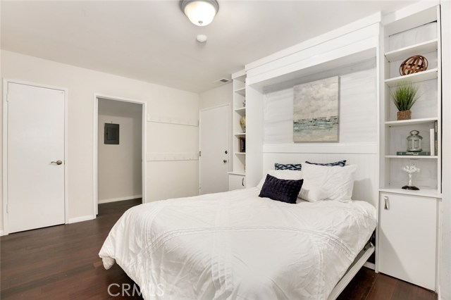 710 Guadalupe Avenue, Redondo Beach, California 90277, 2 Bedrooms Bedrooms, ,1 BathroomBathrooms,Residential,Sold,Guadalupe,SB18012304