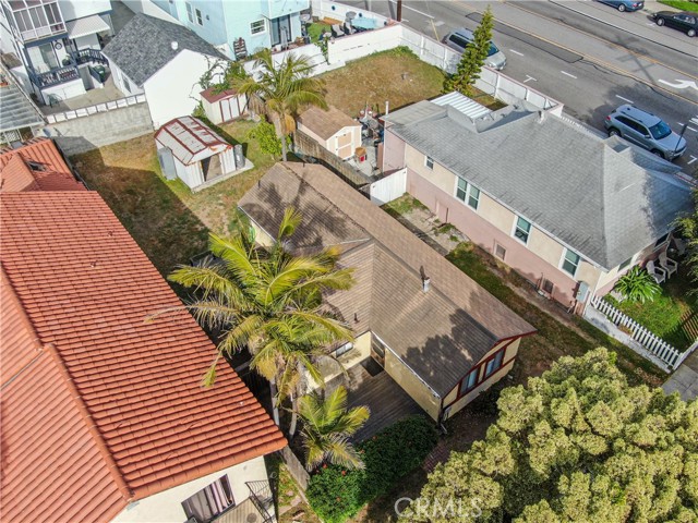 302 Francisca Avenue, Redondo Beach, California 90277, 2 Bedrooms Bedrooms, ,2 BathroomsBathrooms,Residential,Sold,Francisca,SB21079341