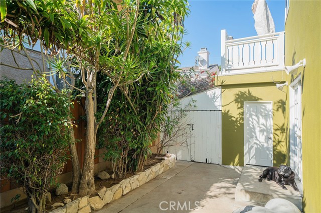 1503 Rindge Lane, Redondo Beach, California 90278, 4 Bedrooms Bedrooms, ,Residential,Sold,Rindge,SB21027333