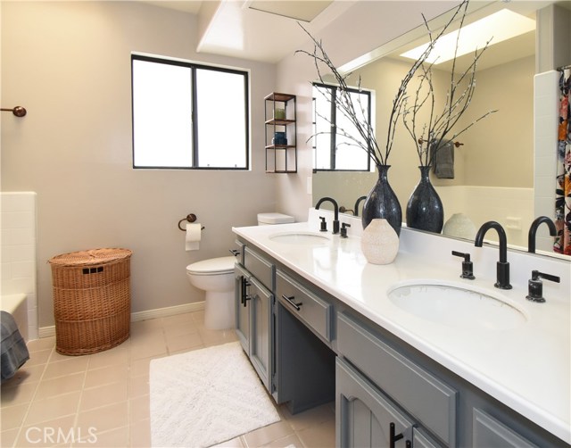 1616 Haynes Lane, Redondo Beach, California 90278, 3 Bedrooms Bedrooms, ,2 BathroomsBathrooms,Residential,Sold,Haynes,SB20163012 1616 Haynes Lane, Redondo Beach, California 90278, 3 Bedrooms Bedrooms, ,2 BathroomsBathrooms,Residential,Sold,Haynes,SB20163012