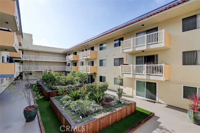 1707 Pacific Coast, Hermosa Beach, California 90254, 1 Bedroom Bedrooms, ,1 BathroomBathrooms,Residential,Sold,Pacific Coast,SB21083287