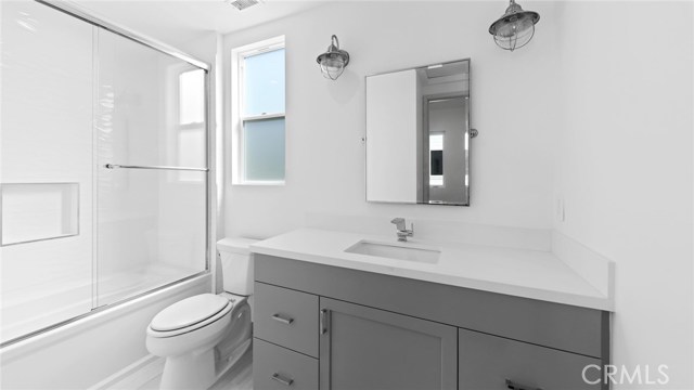 1022 Avenue A, Redondo Beach, California 90277, 6 Bedrooms Bedrooms, ,6 BathroomsBathrooms,Residential,Sold,Avenue A,PV20202846