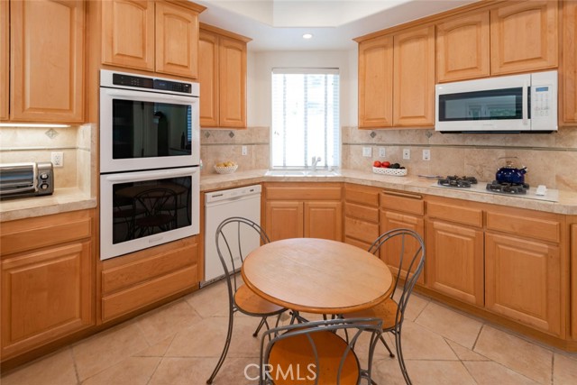 1802 Clark Lane, Redondo Beach, California 90278, 4 Bedrooms Bedrooms, ,2 BathroomsBathrooms,Residential,Sold,Clark Lane,SB21061656