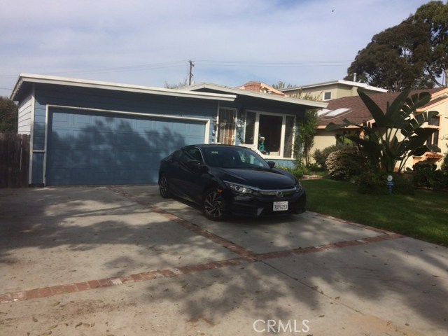 615 23rd Street, Manhattan Beach, California 90266, 2 Bedrooms Bedrooms, ,1 BathroomBathrooms,Residential,Sold,23rd,SB17258560