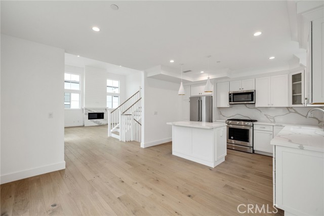 2112 Carnegie Lane, Redondo Beach, California 90278, 5 Bedrooms Bedrooms, ,5 BathroomsBathrooms,Residential,Sold,Carnegie,SB21025437