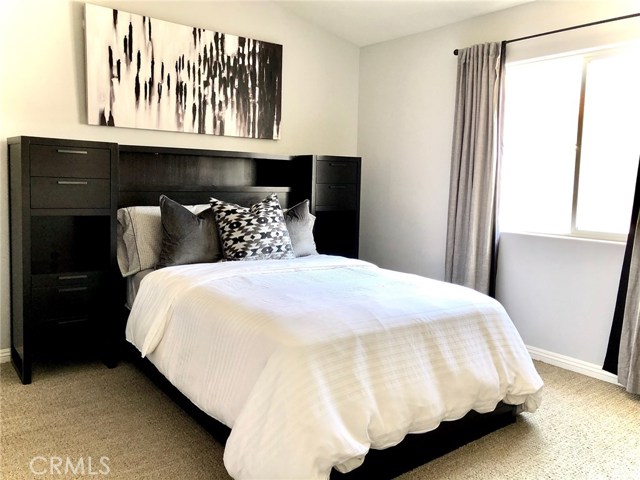2220 Rockefeller Lane, Redondo Beach, California 90278, 3 Bedrooms Bedrooms, ,2 BathroomsBathrooms,Residential,Sold,Rockefeller,PV19241545