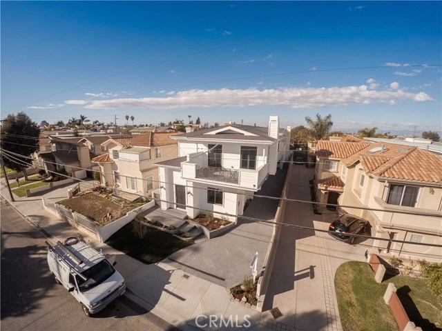 2309 Clark Lane, Redondo Beach, California 90278, 4 Bedrooms Bedrooms, ,3 BathroomsBathrooms,Residential,Sold,Clark,SB18033028