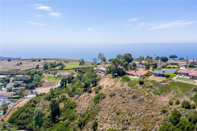 15 La Vista Verde Drive, Rancho Palos Verdes, California 90275, 3 Bedrooms Bedrooms, ,2 BathroomsBathrooms,Residential,Sold,La Vista Verde,PV19261090