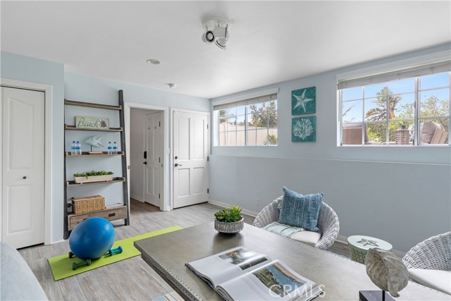 519 Juanita Avenue, Redondo Beach, California 90277, 5 Bedrooms Bedrooms, ,2 BathroomsBathrooms,Residential,Sold,Juanita,SB21138287