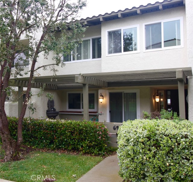 69 Aspen Way, Rolling Hills Estates, California 90274, 3 Bedrooms Bedrooms, ,2 BathroomsBathrooms,Residential,Sold,Aspen,OC18057620