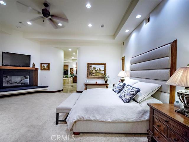 23795 SERRENO ,Temecula,CA 92590, USA