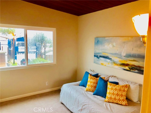1729 Carver Street, Redondo Beach, California 90278, 3 Bedrooms Bedrooms, ,1 BathroomBathrooms,Residential,Sold,Carver,SB19027515