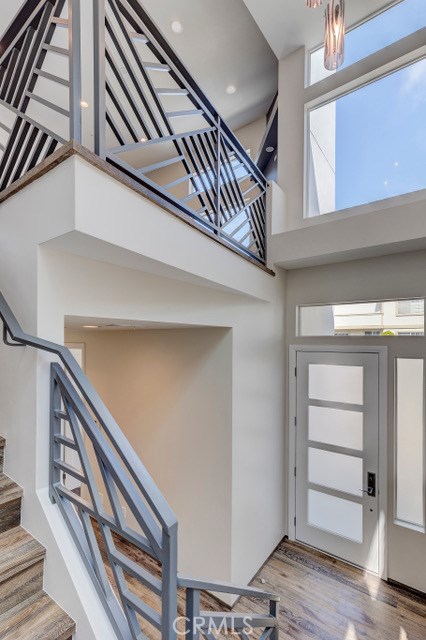 2520 Nelson Avenue, Redondo Beach, California 90278, 4 Bedrooms Bedrooms, ,3 BathroomsBathrooms,Residential,Sold,Nelson,PV17221632