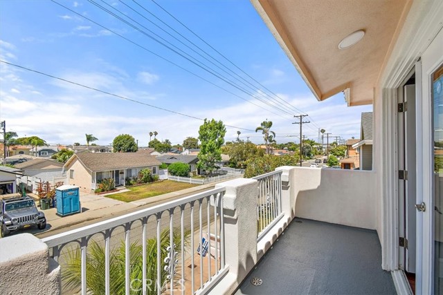 2218 Graham Avenue, Redondo Beach, California 90278, 4 Bedrooms Bedrooms, ,2 BathroomsBathrooms,Residential,Sold,Graham,SB21155780