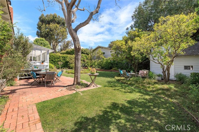 300 Meadows Avenue, Manhattan Beach, California 90266, 4 Bedrooms Bedrooms, ,2 BathroomsBathrooms,Residential,Sold,Meadows,SB19079287