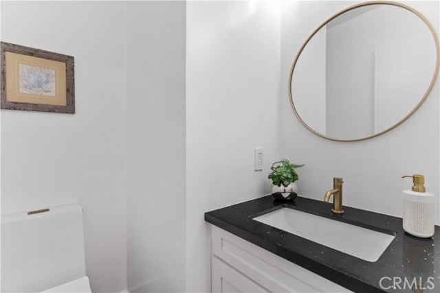 1447 Manhattan Beach Boulevard, Manhattan Beach, California 90266, 3 Bedrooms Bedrooms, ,2 BathroomsBathrooms,Residential,Sold,Manhattan Beach,OC20214796