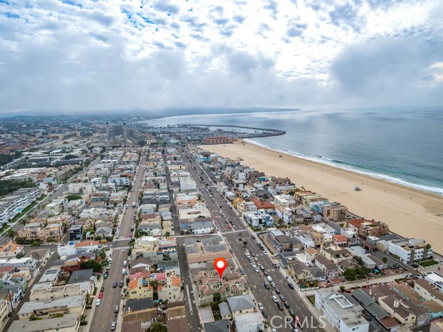 648 Hermosa Avenue, Hermosa Beach, California 90254, 3 Bedrooms Bedrooms, ,3 BathroomsBathrooms,Residential,Sold,Hermosa,SB19268751