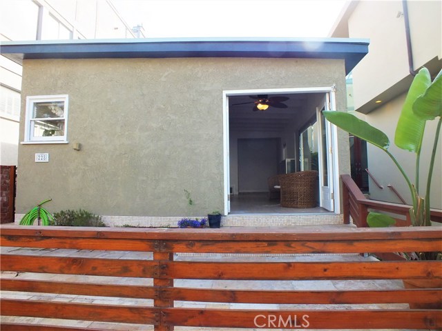 228 29th Street, Manhattan Beach, California 90266, 1 Bedroom Bedrooms, ,1 BathroomBathrooms,Residential,Sold,29th,PV17263710