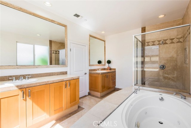 222 Prospect Avenue, Redondo Beach, California 90277, 3 Bedrooms Bedrooms, ,3 BathroomsBathrooms,Residential,Sold,Prospect,SB18229274