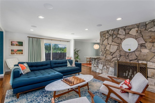 11 Cerrito Place, Rolling Hills Estates, California 90274, 3 Bedrooms Bedrooms, ,2 BathroomsBathrooms,Residential,Sold,Cerrito,SB21054660