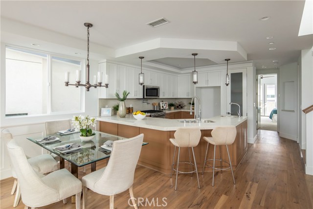 1726 Steinhart Avenue, Redondo Beach, California 90278, 4 Bedrooms Bedrooms, ,3 BathroomsBathrooms,Residential,Sold,Steinhart,SB19006729