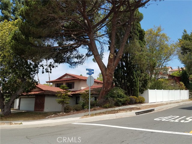 28318 Trailriders Drive, Rancho Palos Verdes, California 90275, 5 Bedrooms Bedrooms, ,2 BathroomsBathrooms,Residential,Sold,Trailriders,SB20155784