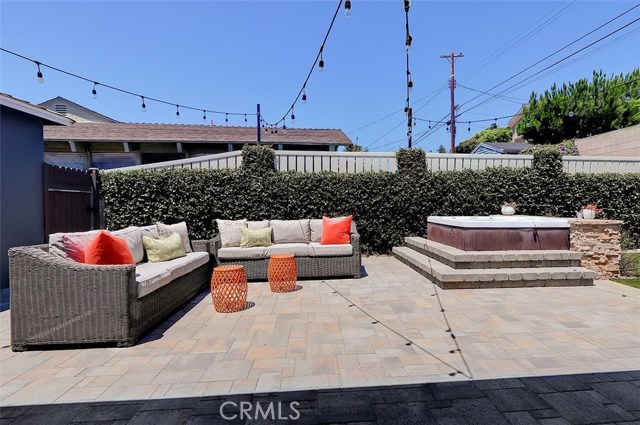 2613 Spreckels Lane, Redondo Beach, California 90278, 2 Bedrooms Bedrooms, ,2 BathroomsBathrooms,Residential,Sold,Spreckels,SB19175315