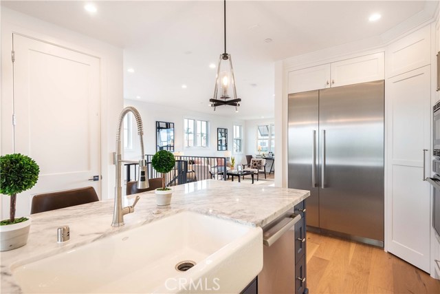 653 13th Street, Manhattan Beach, California 90266, 4 Bedrooms Bedrooms, ,2 BathroomsBathrooms,Residential,Sold,13th,SB19011414