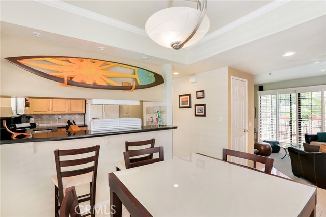 408 Avenue G, Redondo Beach, California 90277, 3 Bedrooms Bedrooms, ,1 BathroomBathrooms,Residential,Sold,Avenue G,SB17187838