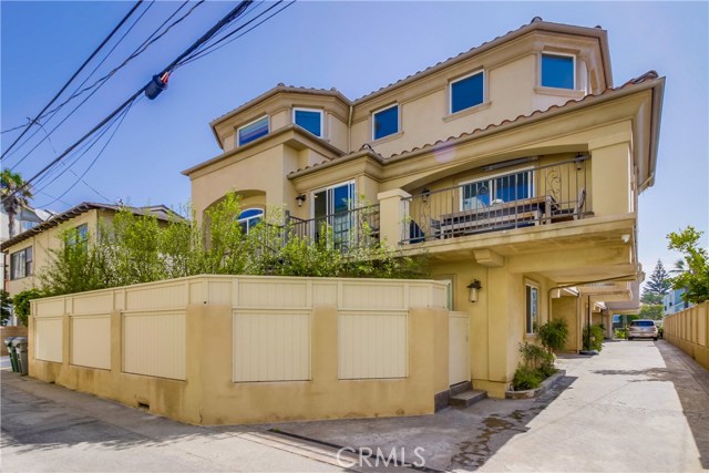 1103 Catalina Avenue, Redondo Beach, California 90277, 3 Bedrooms Bedrooms, ,1 BathroomBathrooms,Residential,Sold,Catalina,SB17200799
