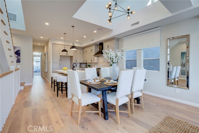 1711 Haynes Lane, Redondo Beach, California 90278, 3 Bedrooms Bedrooms, ,4 BathroomsBathrooms,Residential,Sold,Haynes,PV19232617