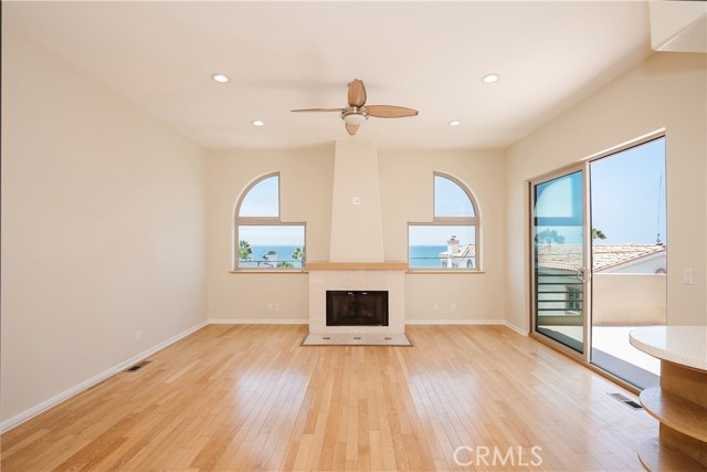 4010 Ocean Drive, Manhattan Beach, California 90266-4309, 2 Bedrooms Bedrooms, ,1 BathroomBathrooms,Residential,Sold,Ocean,SB20109555
