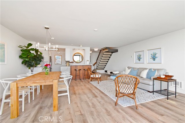 531 Esplanade, Redondo Beach, California 90277, 2 Bedrooms Bedrooms, ,2 BathroomsBathrooms,Residential,Sold,Esplanade,SB20162975