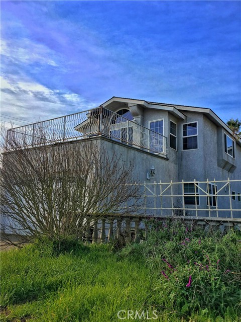 703 Paulina Avenue, Redondo Beach, California 90277, 5 Bedrooms Bedrooms, ,4 BathroomsBathrooms,Residential,Sold,Paulina,SB17021847