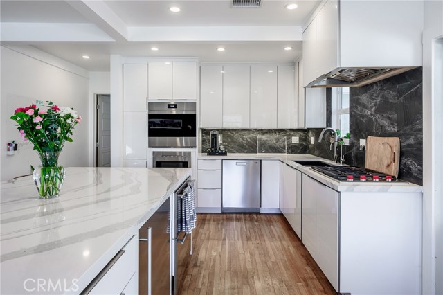 501 Green Lane, Redondo Beach, California 90278, 4 Bedrooms Bedrooms, ,2 BathroomsBathrooms,Residential,Sold,Green Lane,SB20035611