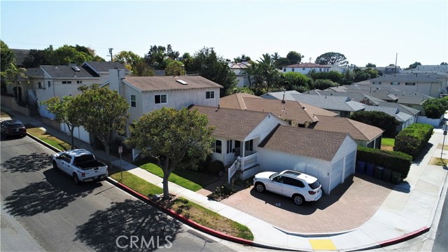 1356 Manhattan Beach Boulevard, Manhattan Beach, California 90266, 6 Bedrooms Bedrooms, ,4 BathroomsBathrooms,Residential,Sold,Manhattan Beach,SB18200157