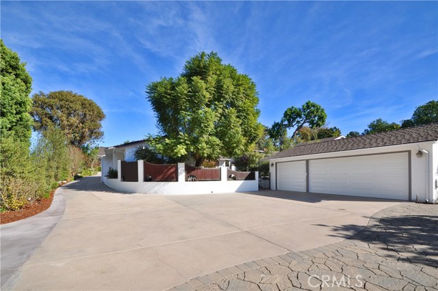 Large Driveway with Extra Parking