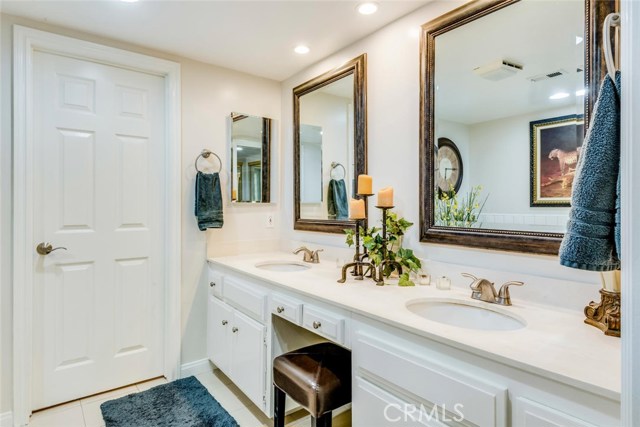 8 Peartree Lane, Rolling Hills Estates, California 90274, 2 Bedrooms Bedrooms, ,2 BathroomsBathrooms,Residential,Sold,Peartree,PV18179974