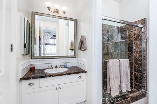 844 Avenue B, Redondo Beach, California 90277, 5 Bedrooms Bedrooms, ,5 BathroomsBathrooms,Residential,Sold,Avenue B,SB20039322